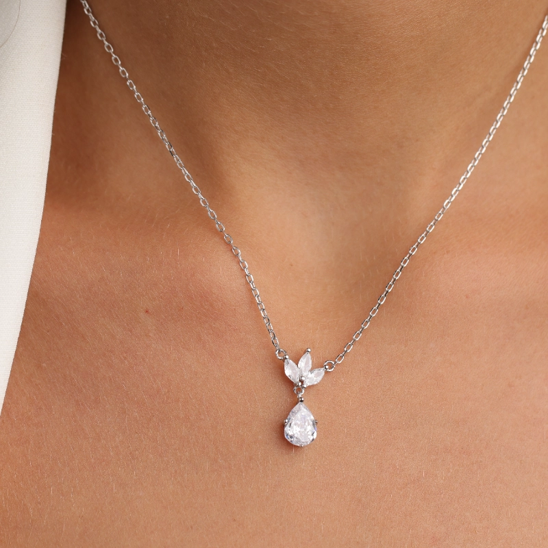1777643063 1191silver Necklaces.webp